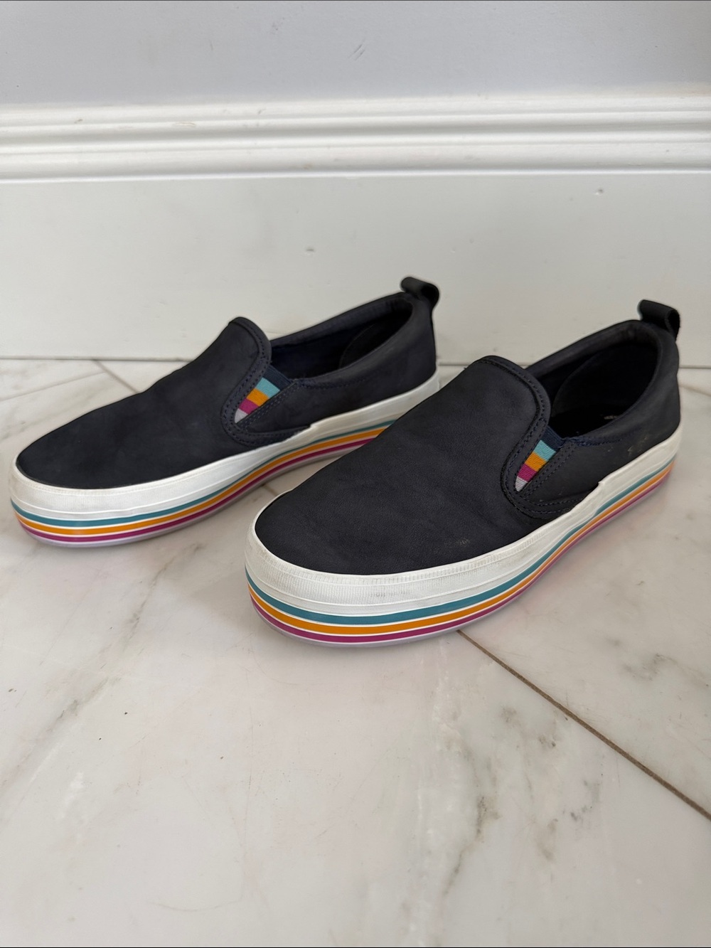 Sperry Womens 8.5 navy leather rainbow platform slip on sneaker boat shoe summer